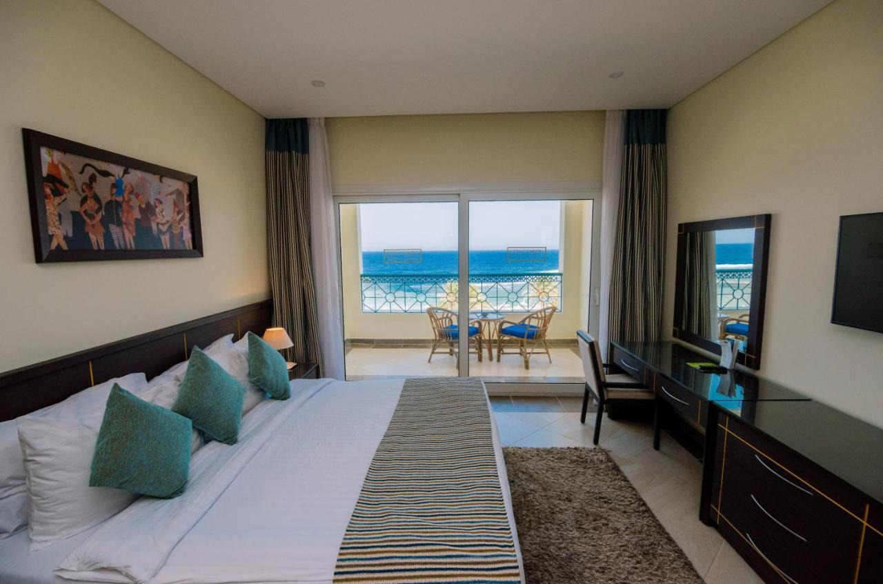 Deluxe Double or Twin Room Sea View