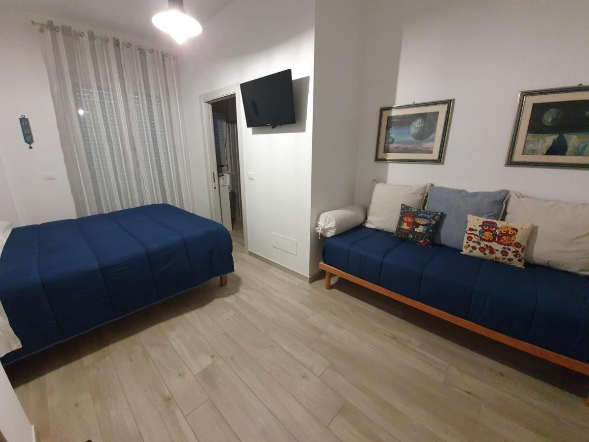 Double or Twin Room Private Bathroom