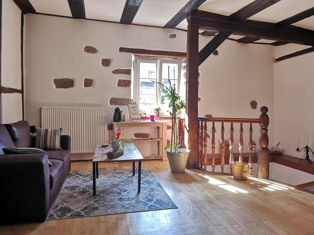 Valentine room with private parking