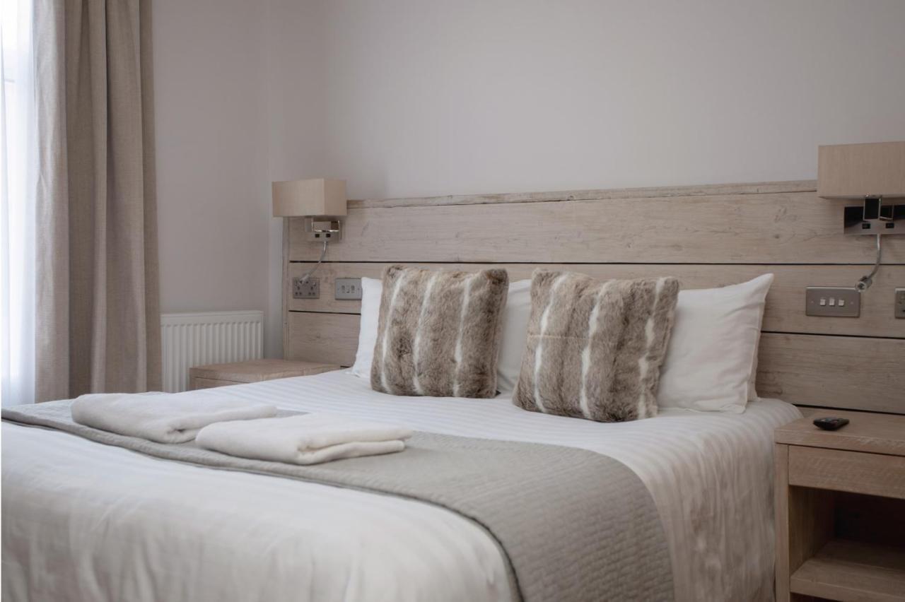 Standard King Room