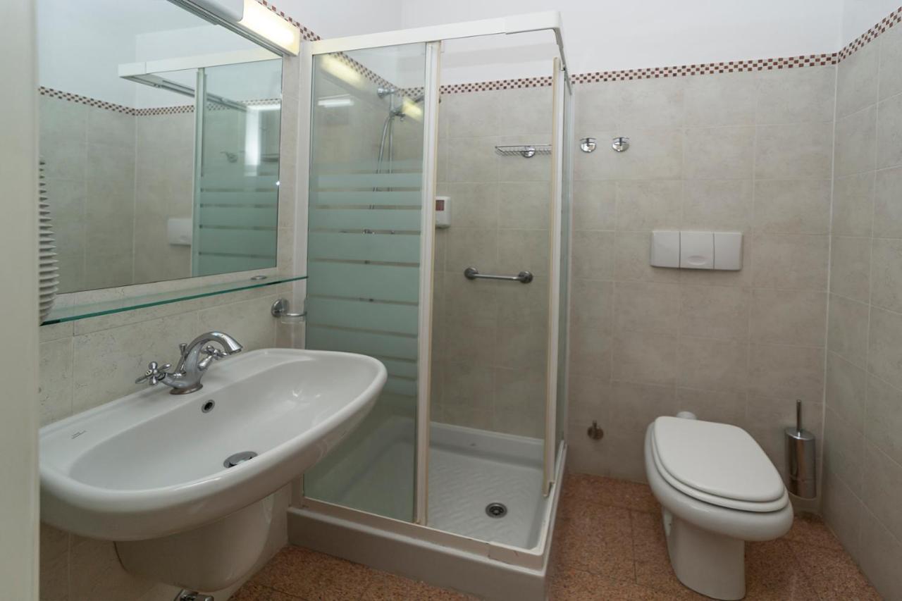 Triple Room Lake View