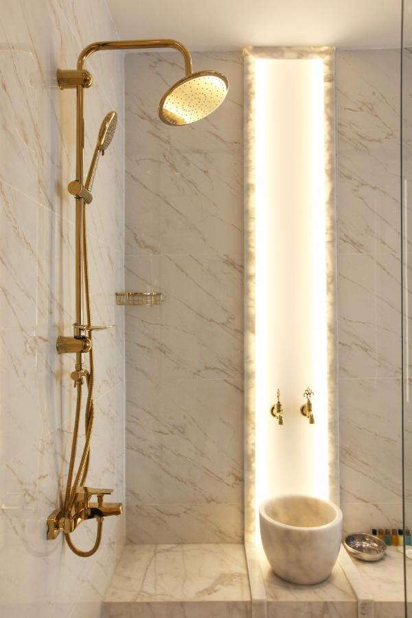 King Suite Turkish Hammam Bath Tub