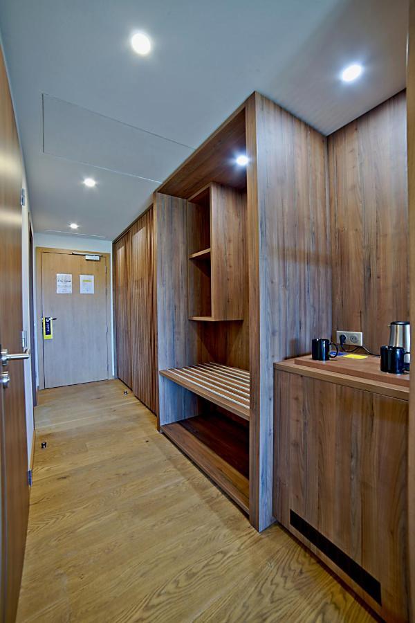 Superior King Room Sea View