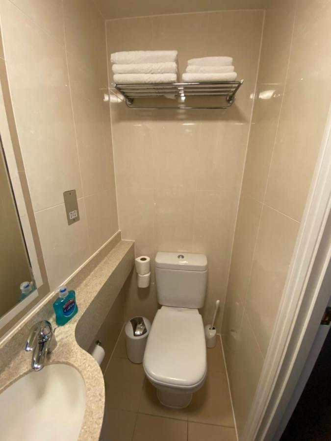 Standard Triple Room,1176136960:JPEG