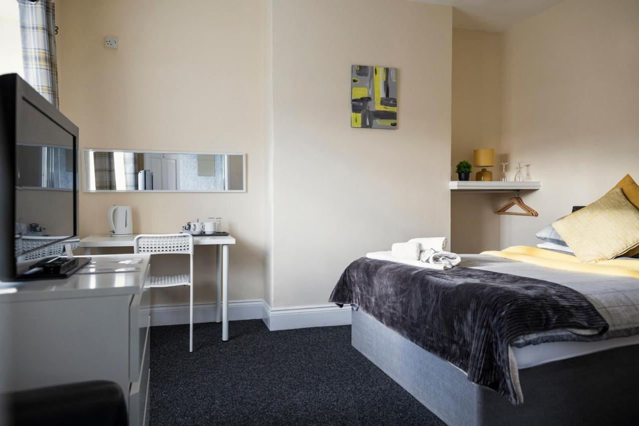Double Room Private Bathroom