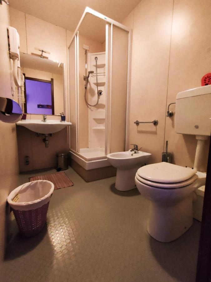 Triple Room Private Bathroom