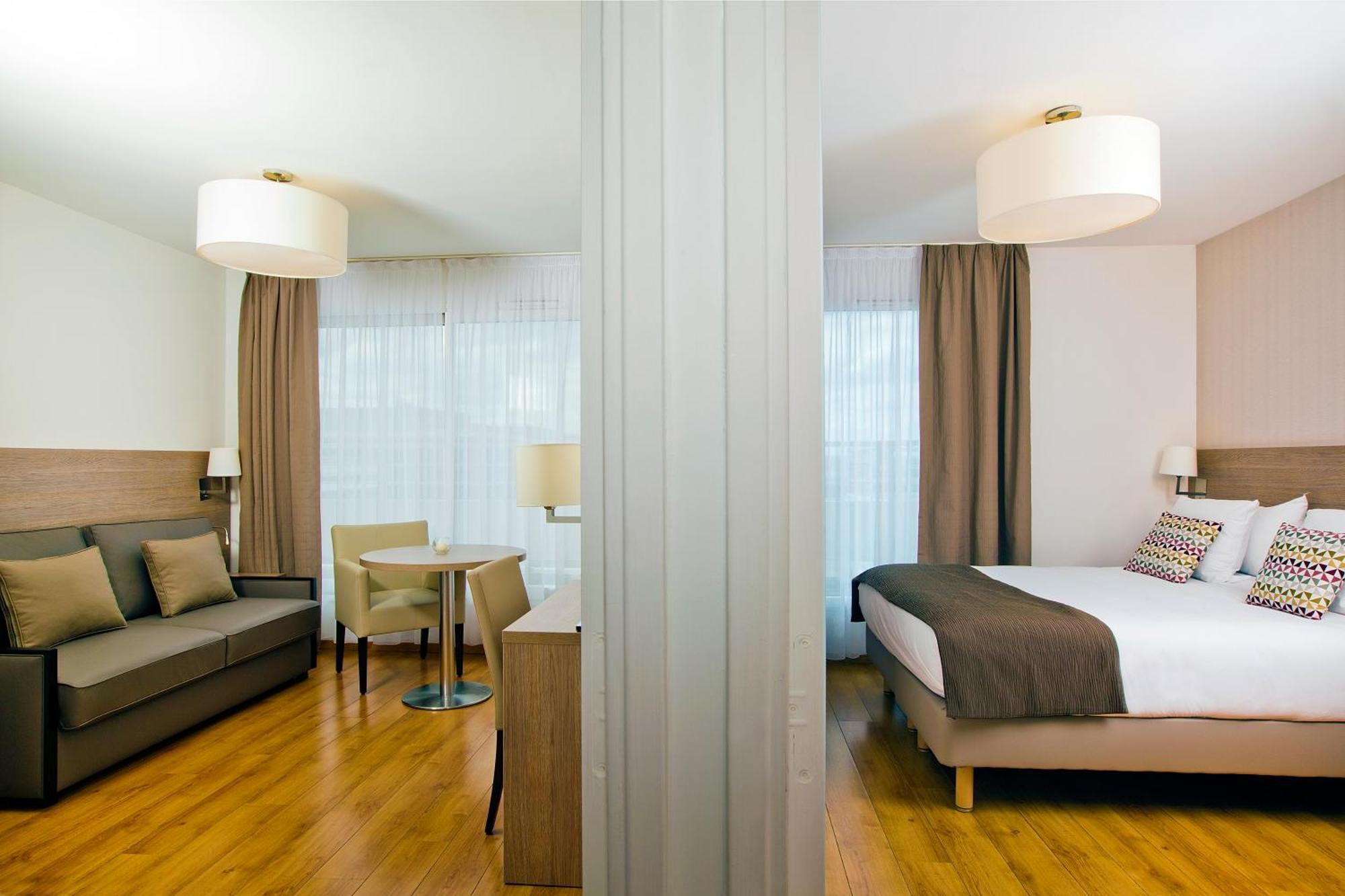 One-Bedroom Apartment