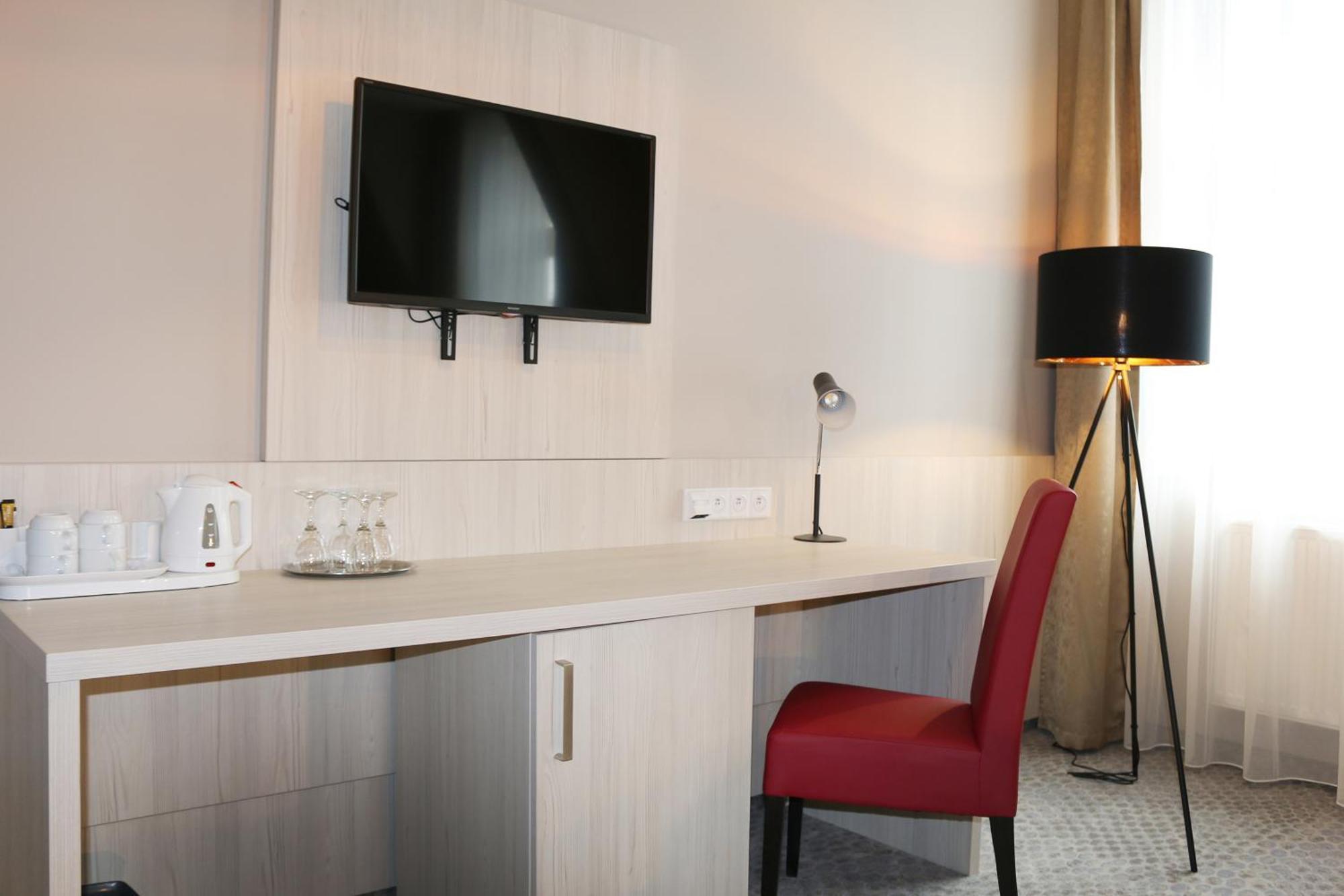 Deluxe Suite