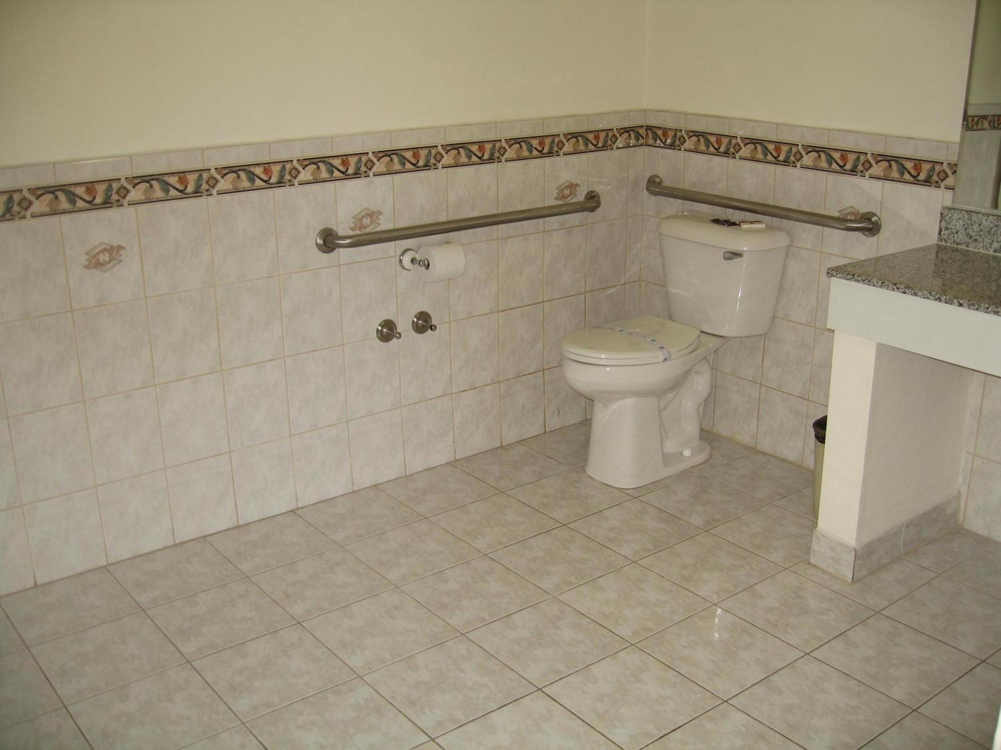 Habitación Individual adaptada para personas con movilidad reducida