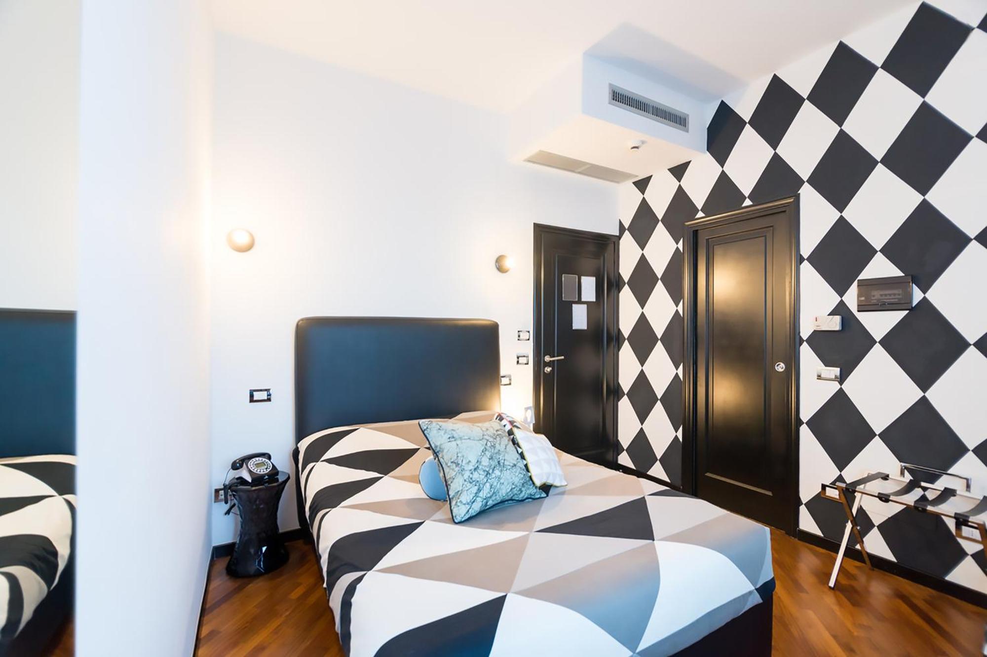 Habitación Doble con cama doble pequeña