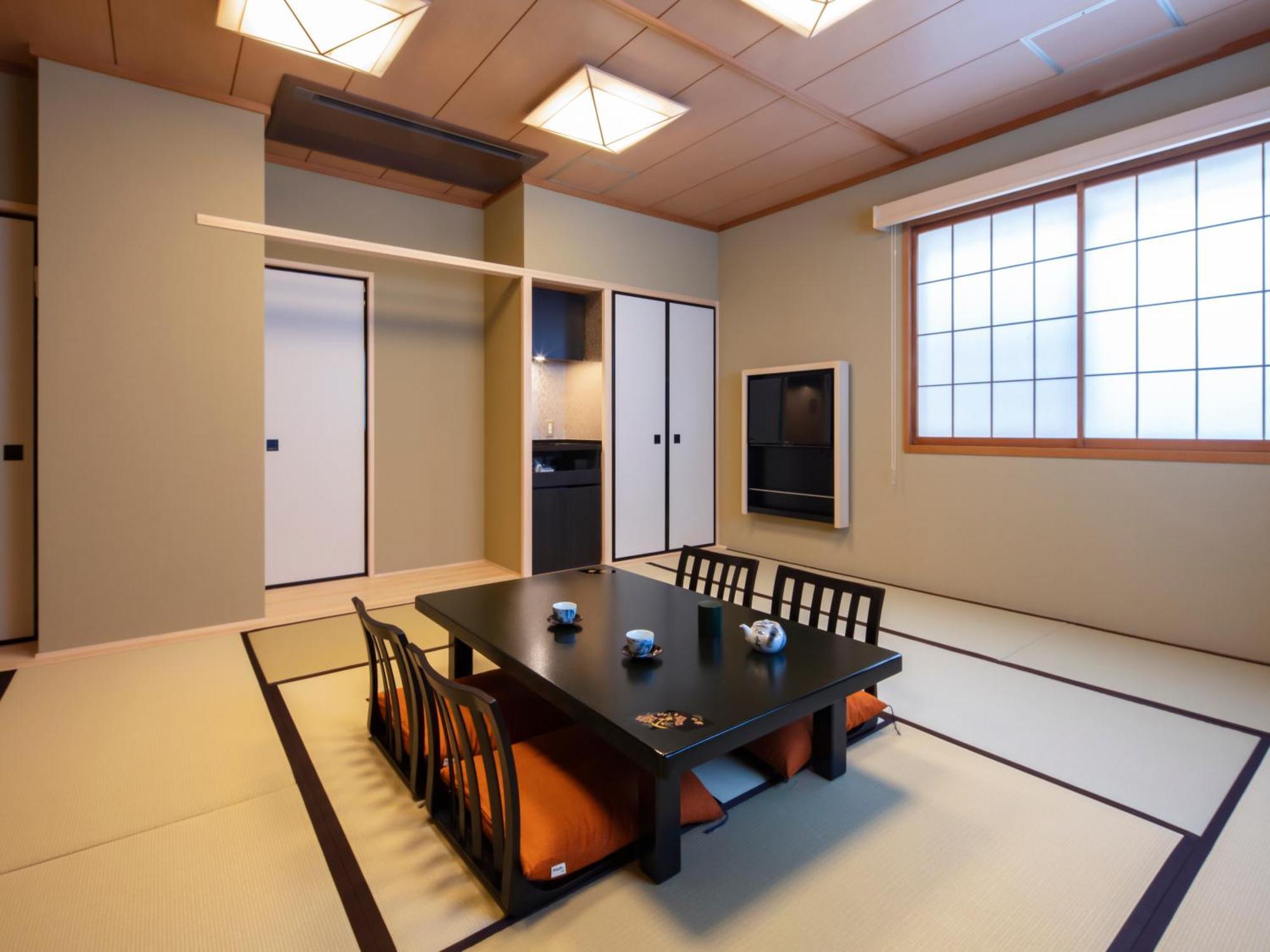 Japanese-Style Superior Room