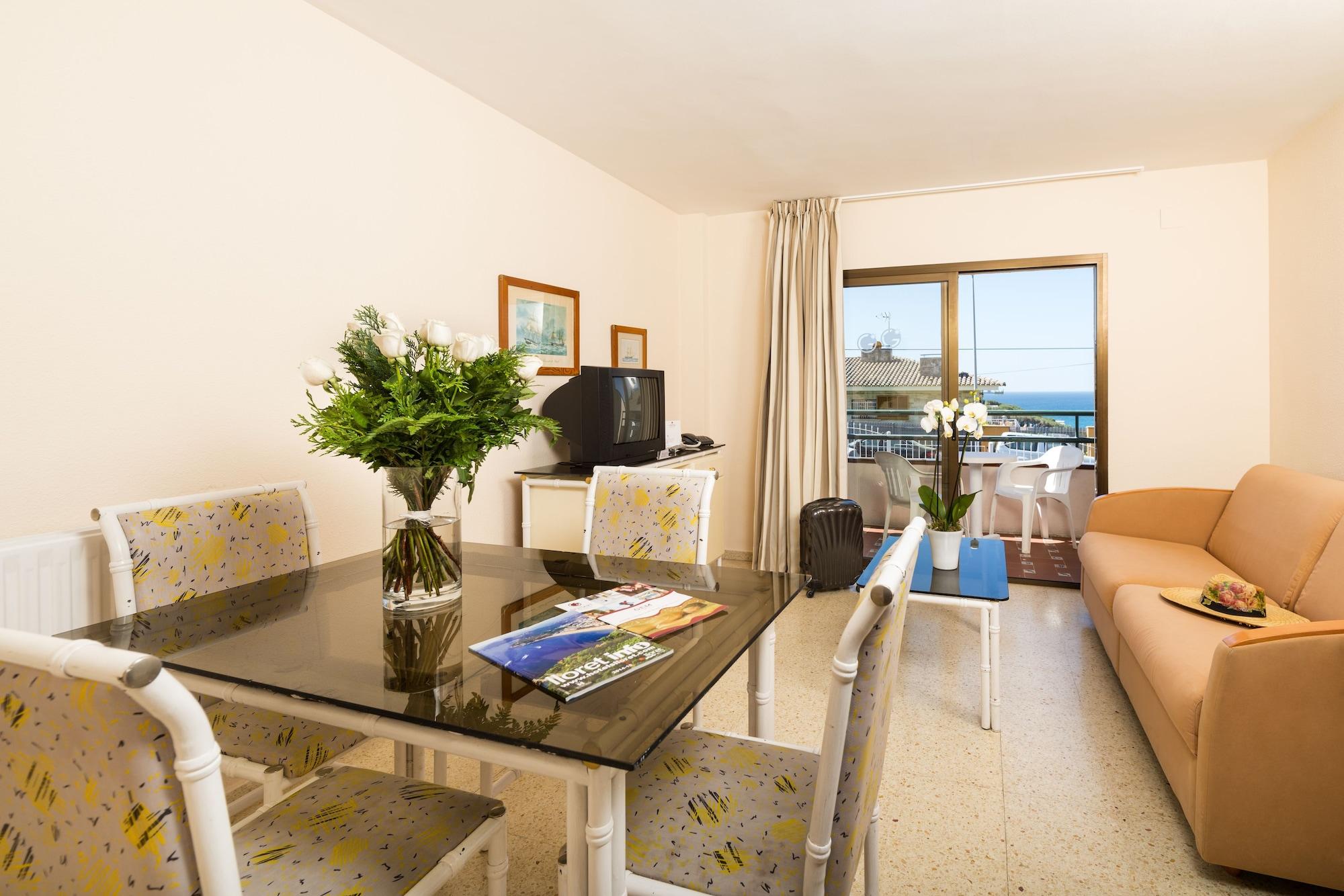 Habitación Doble con vistas al mar y spa