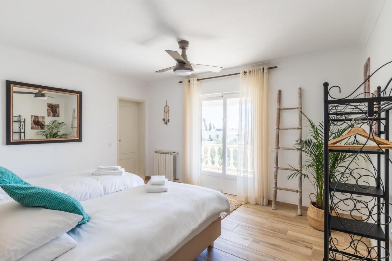 Double or Twin Room Balcony