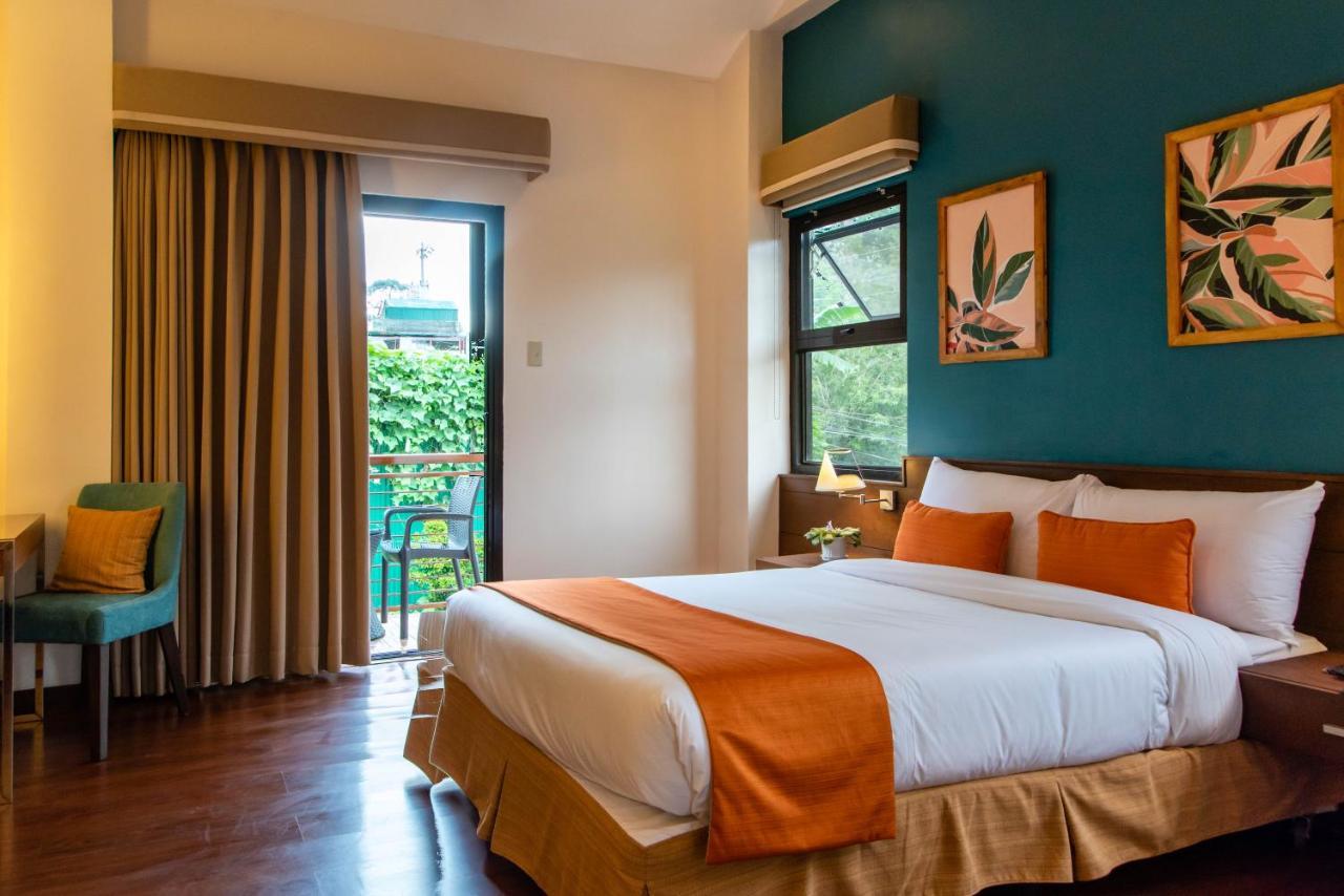 Deluxe Room 1 Double Bed Extra Mattress Optional