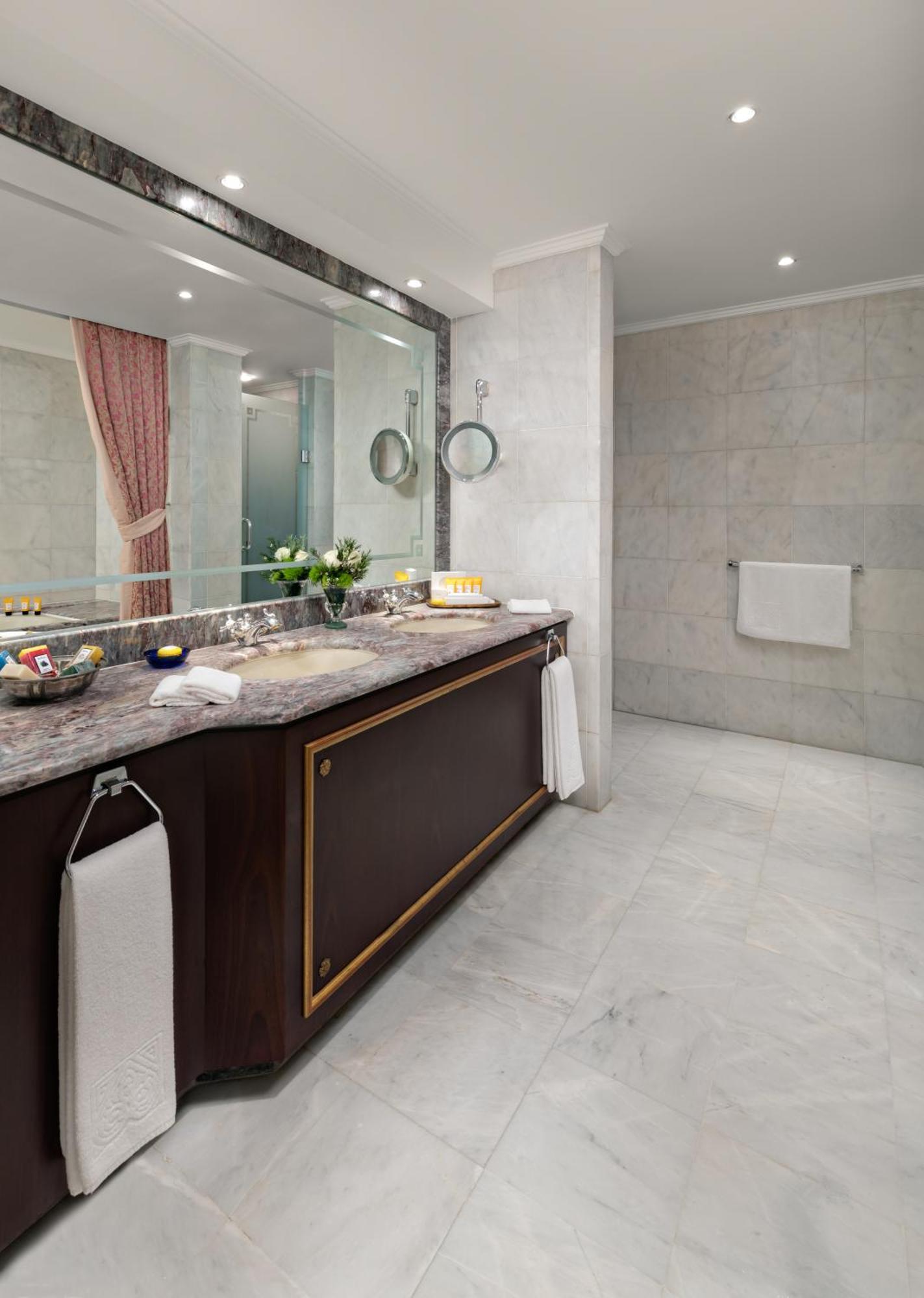 Palace Bosphorus Suite,1659460115:JPEG