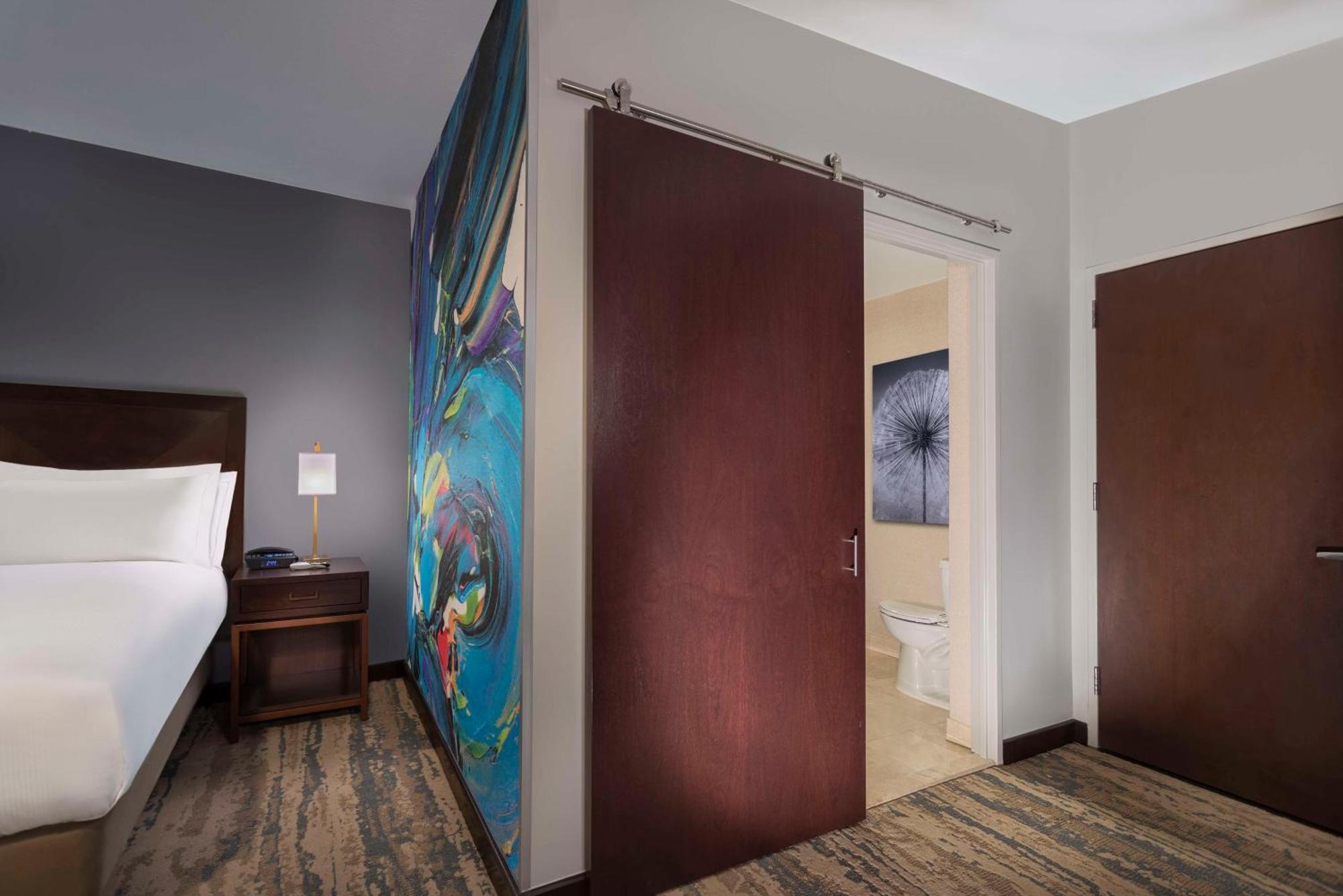 King Room,1657148388:JPEG