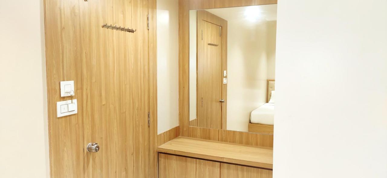 Deluxe Double Room 300 meter from Temple