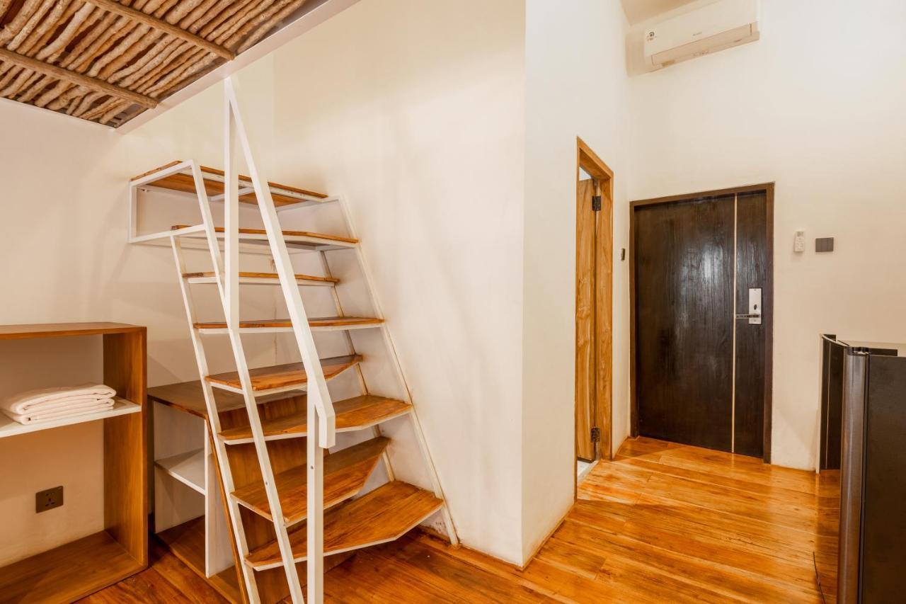 Studio Split Level