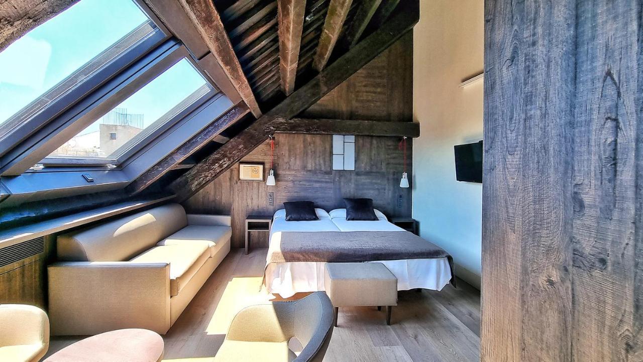 Triple Penthouse Room