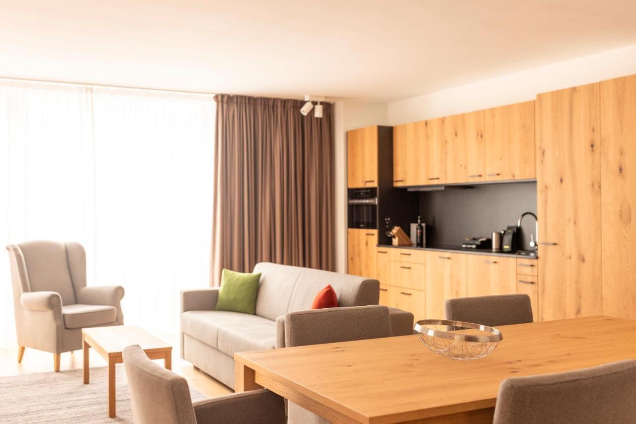 Executive Apartment (3 Bedrooms) with Balcony