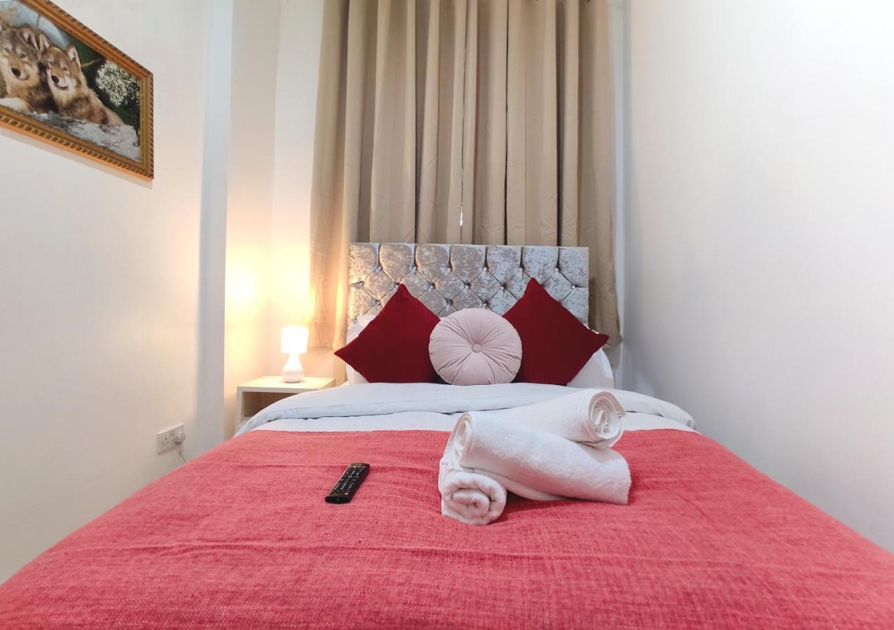 Double Room with Shared Bathroom