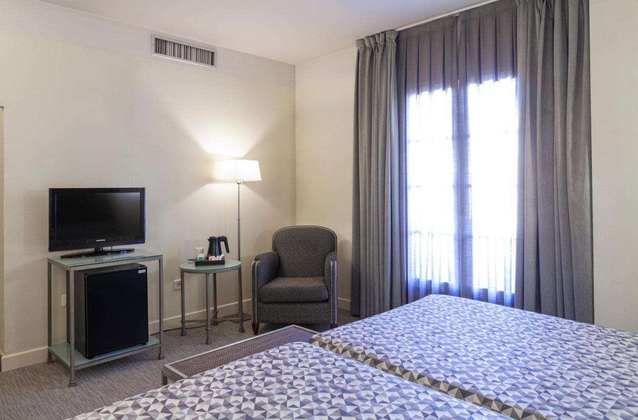 Twin Room Terrace