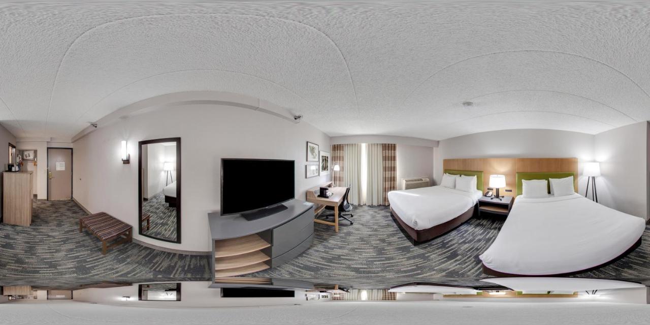 Deluxe Room Two Double Beds Balcony Non-Smoking