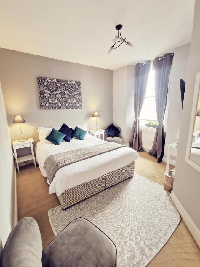 Kamer met Kingsize Bed