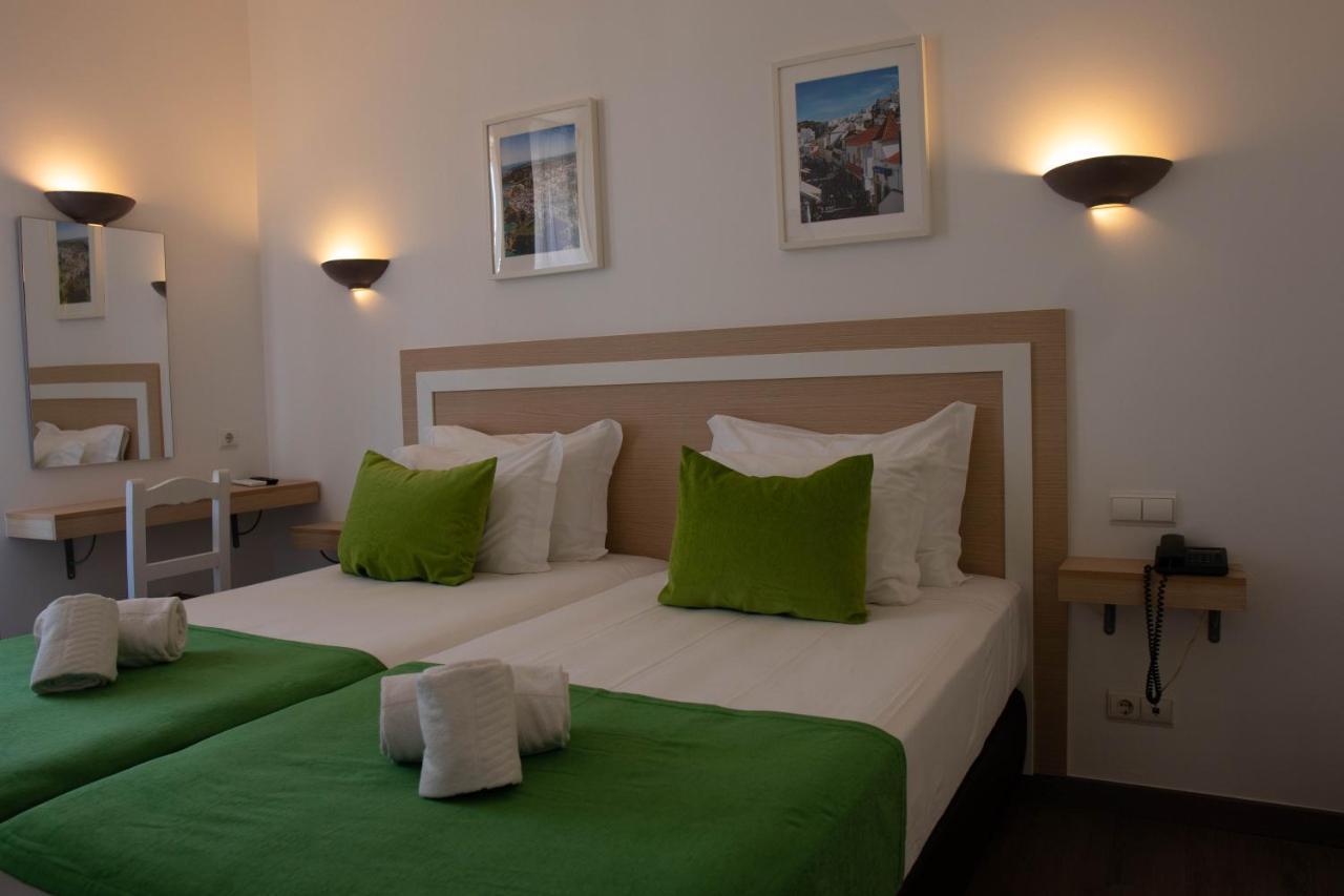 Superior Tweepersoonskamer met 2 Aparte Bedden en Balkon
