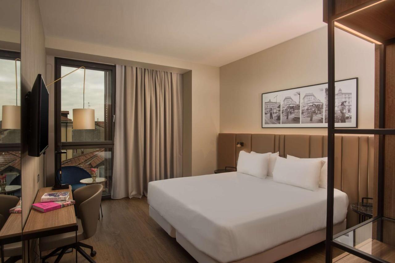 Standard Room with Balcony,1649117993:JPEG