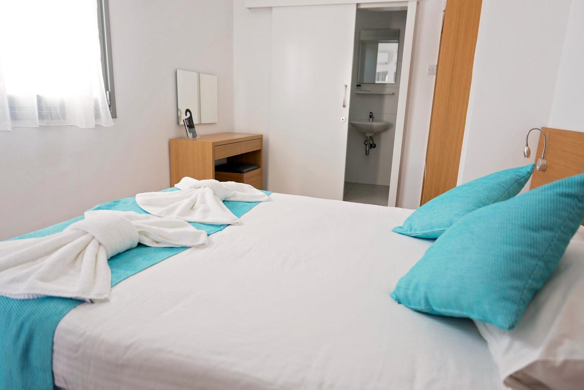 Single Room,1433929636:JPEG