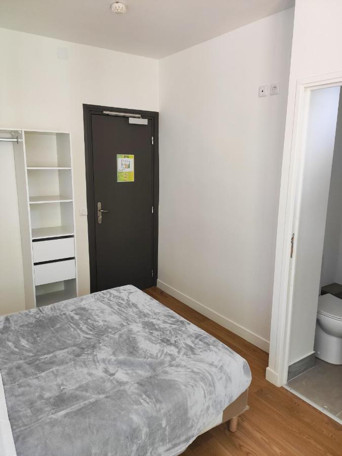 Double Room Private Bathroom