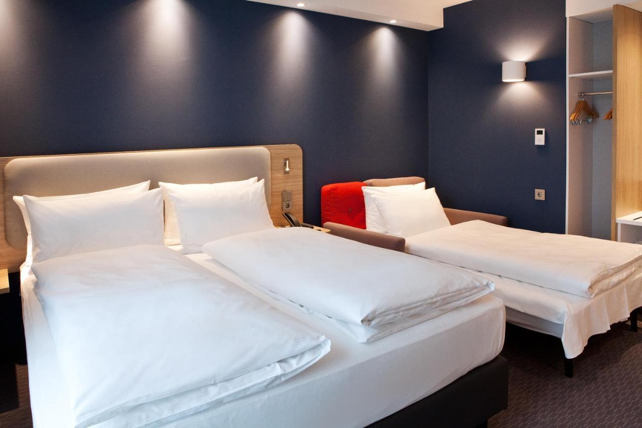 Standardzimmer mit Queensize-Bett und Schlafsofa - Nichtraucher