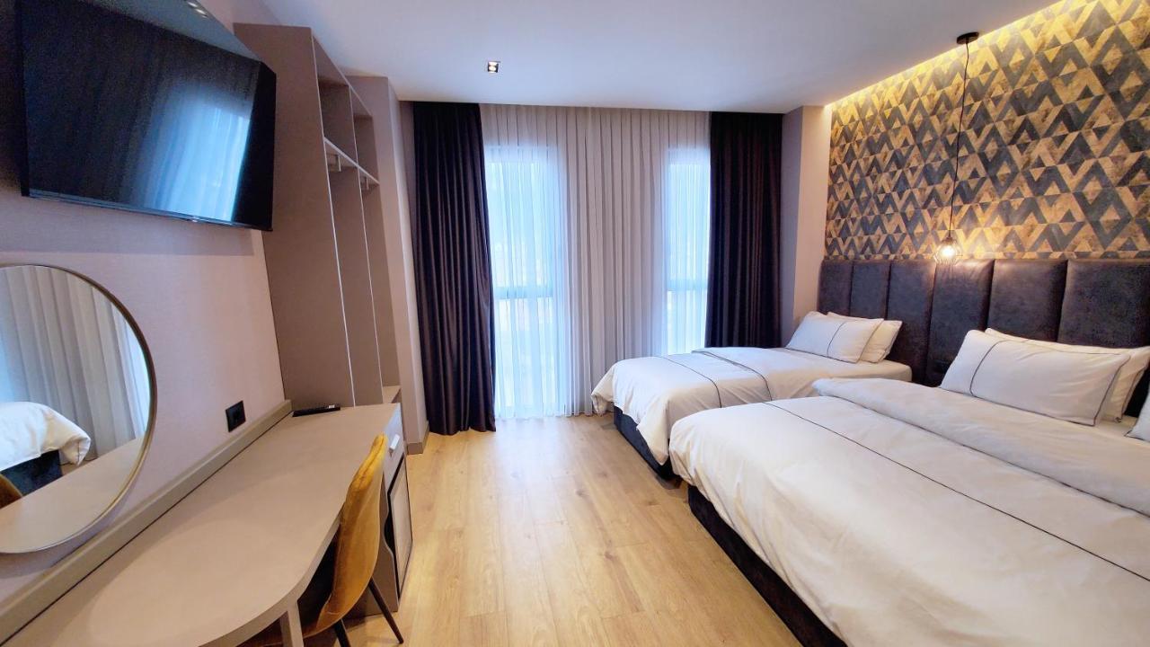 Superior Triple Room