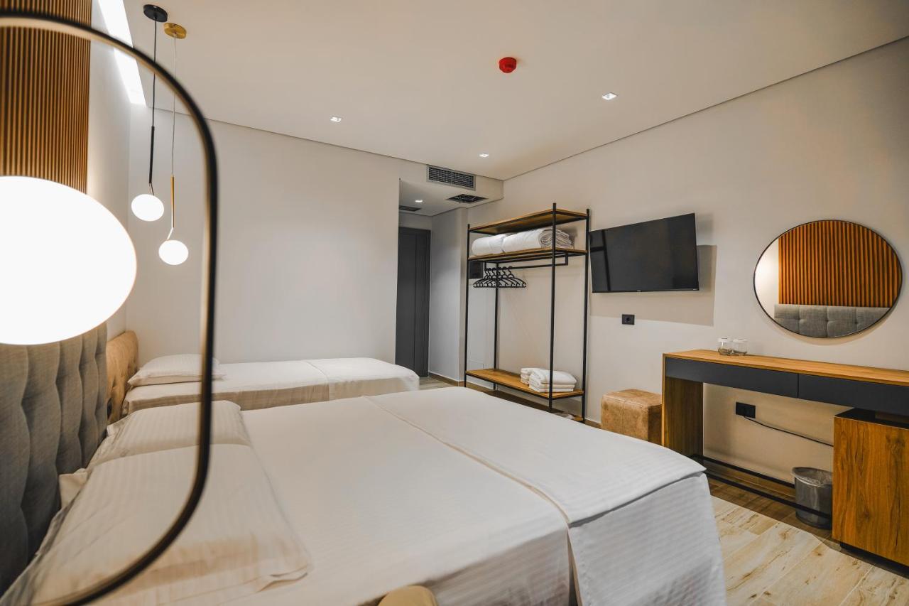 Deluxe Triple Room Sea View
