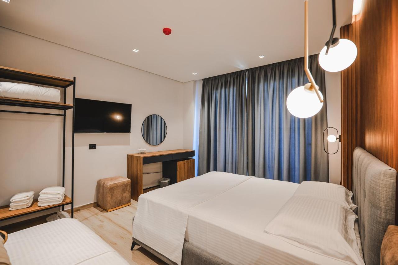 Deluxe Triple Room Sea View