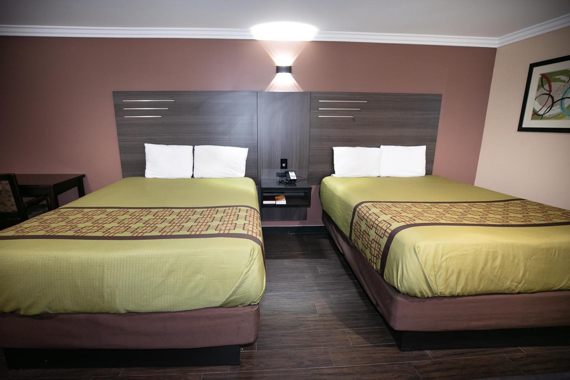 Standard Queen Room Two Queen Beds Non Smoking