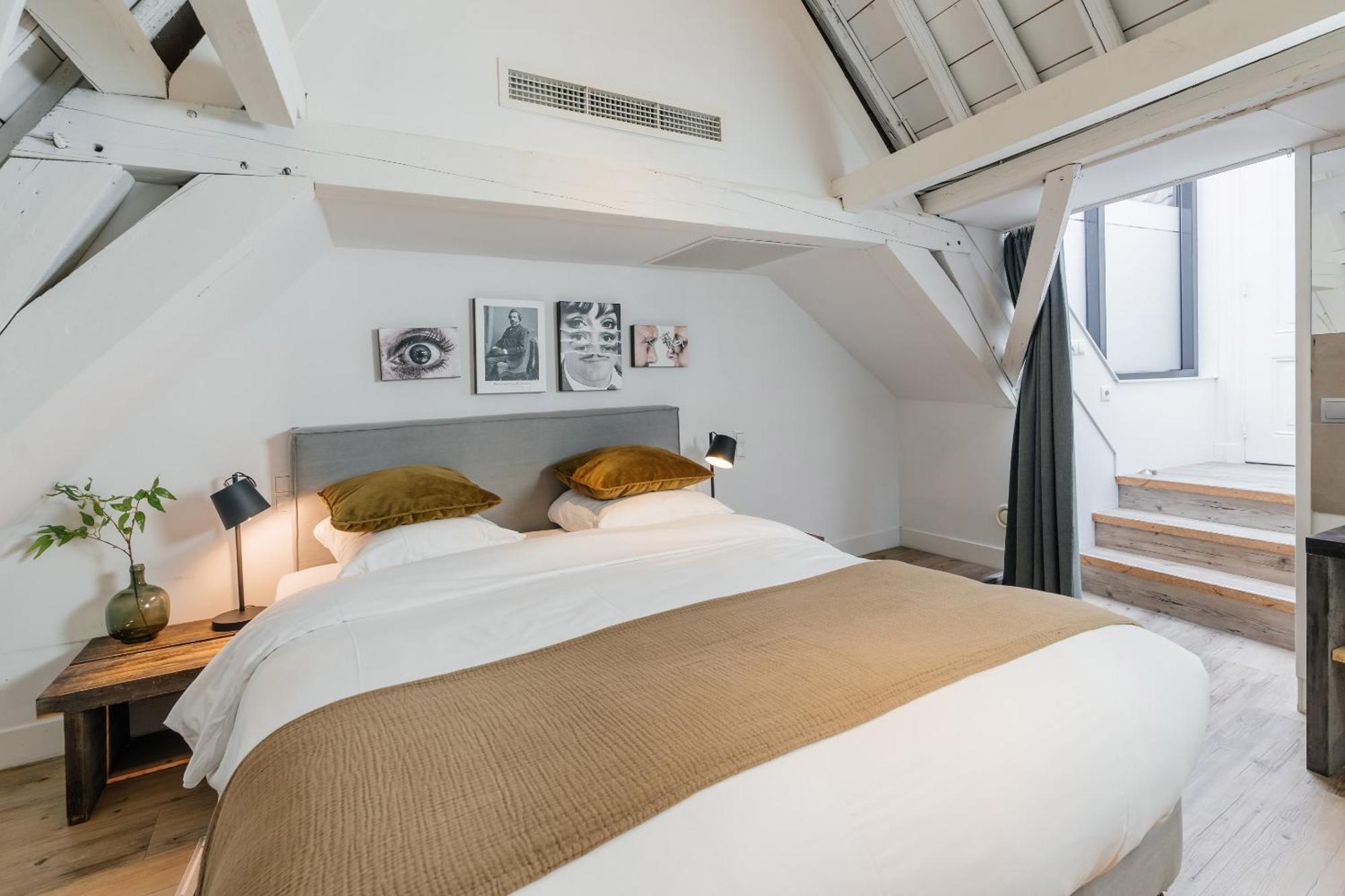 Cosy Room,1518752866:JPEG