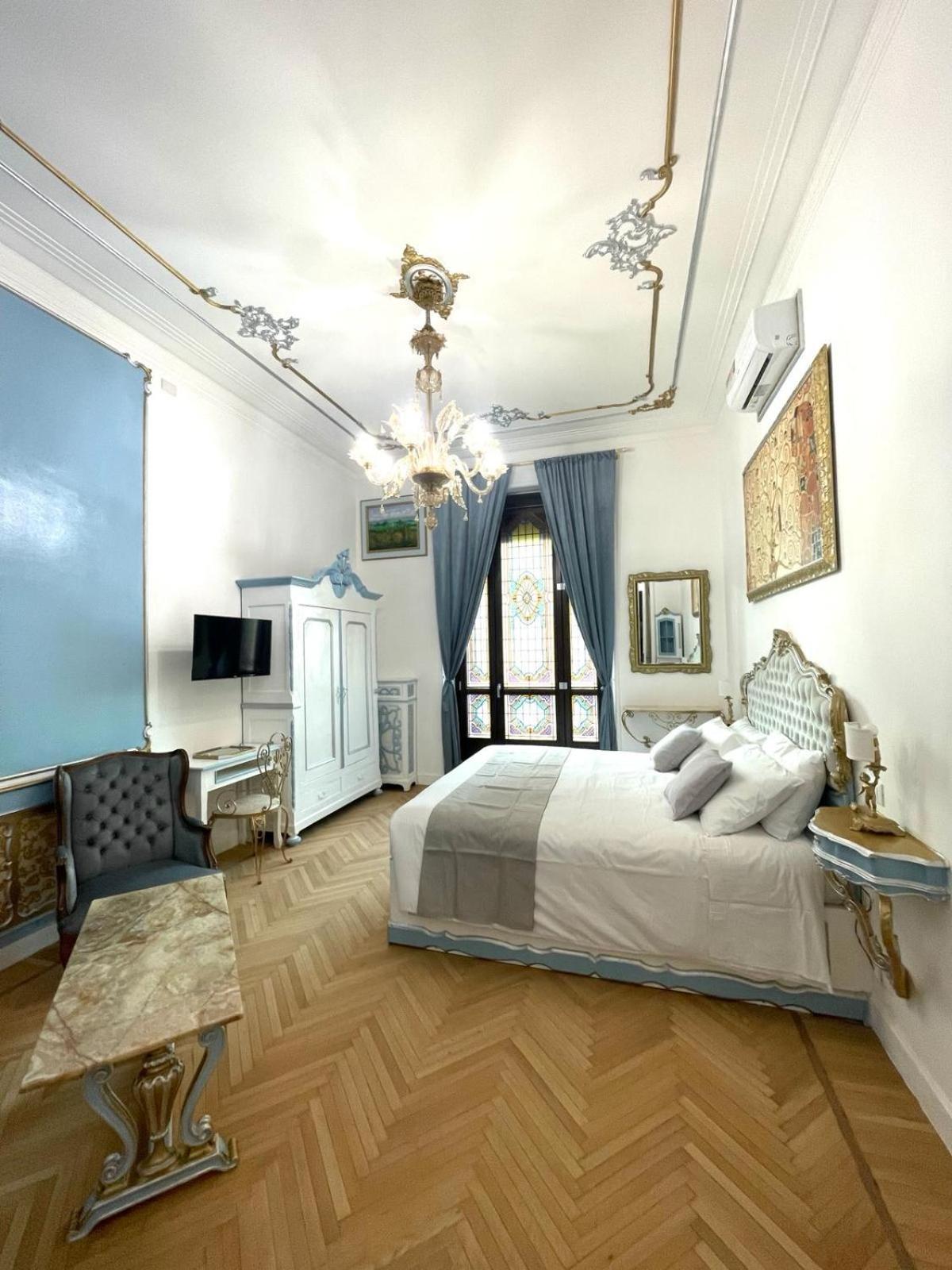 Junior Suite with Balcony,1512835630:JPEG