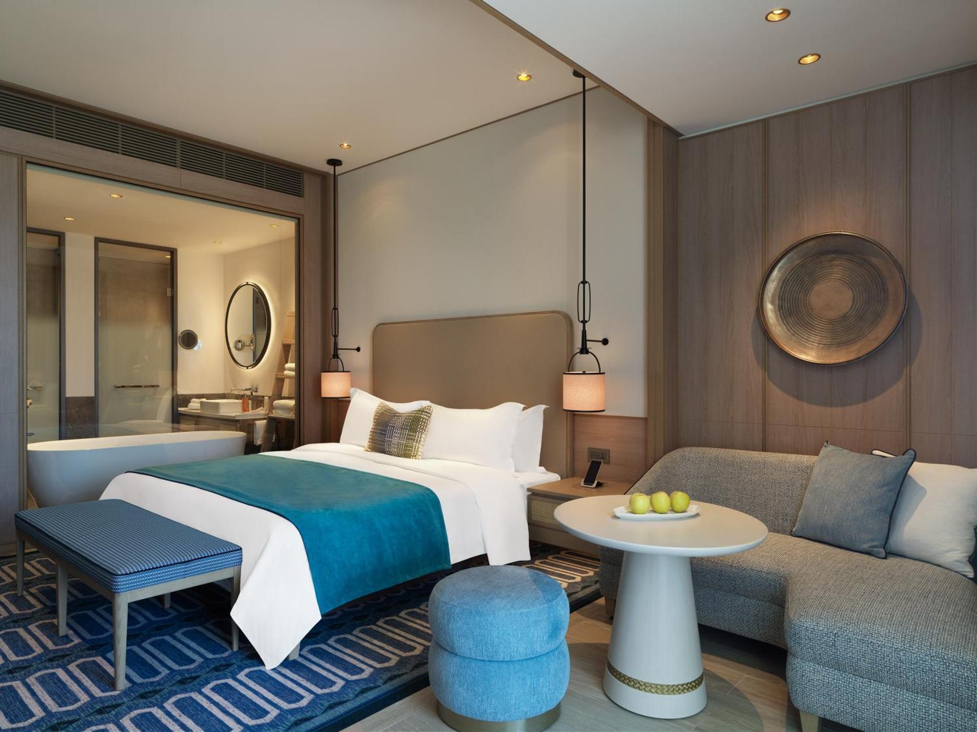 Superior King Room