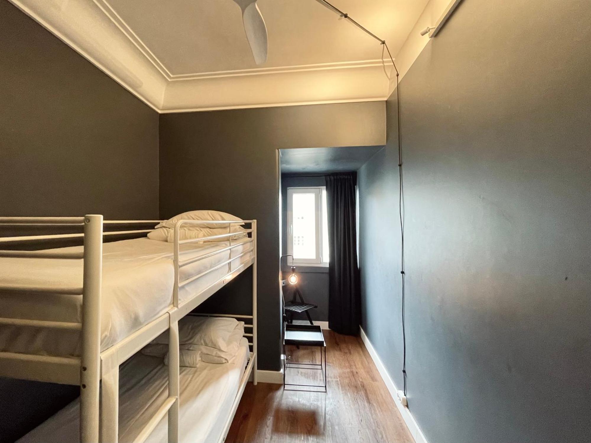 Twin Room,1540559278:JPEG