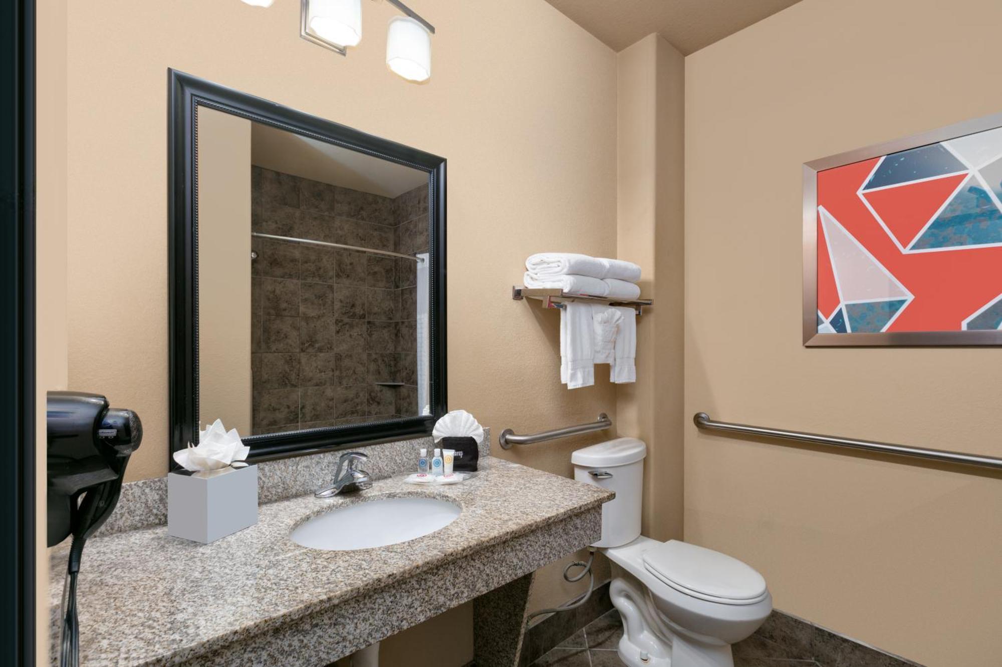 King Suite Non-Smoking