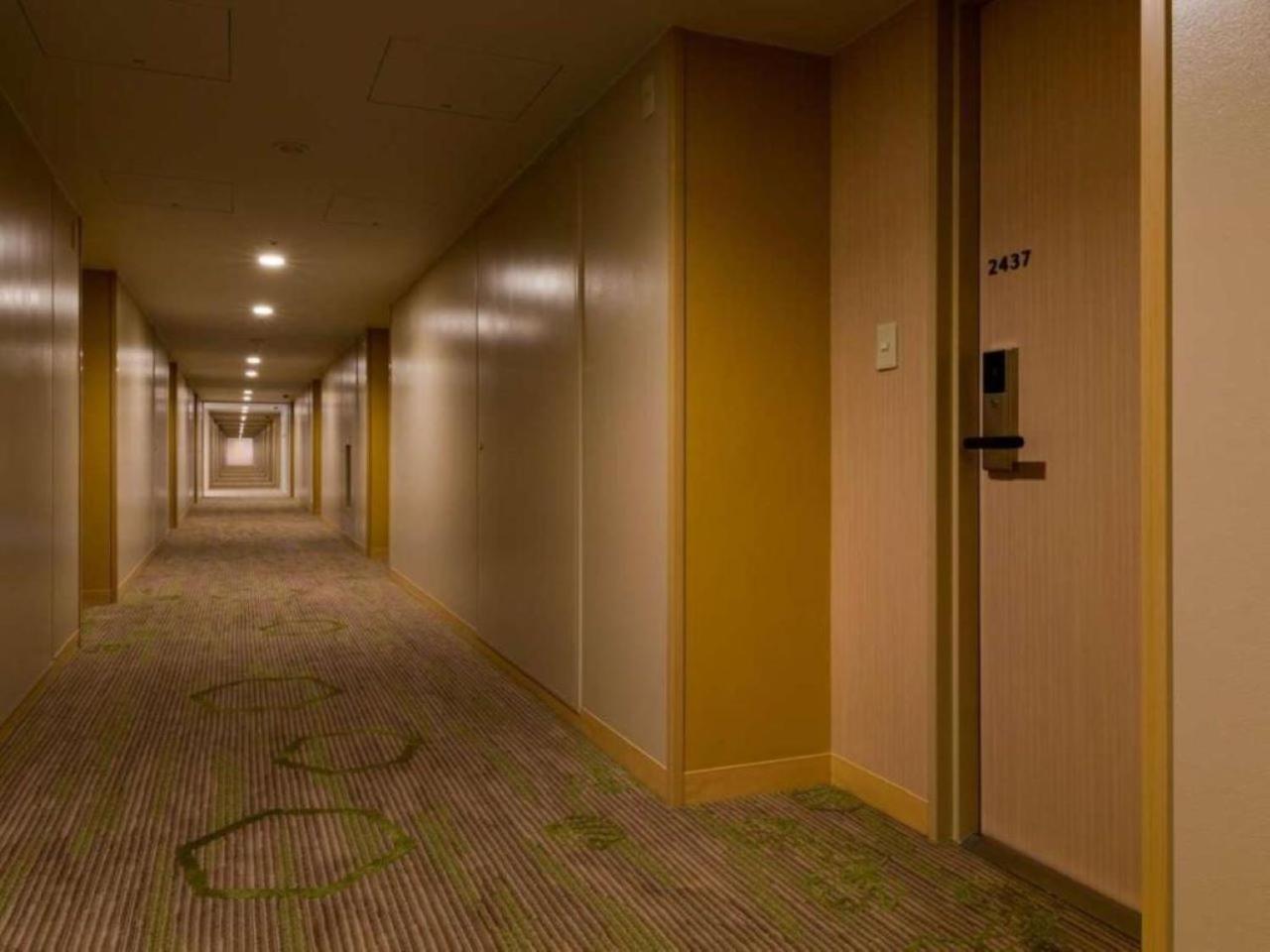 Deluxe Zweibettzimmer mit Zustellbett – Nichtraucher (30,6 m²)