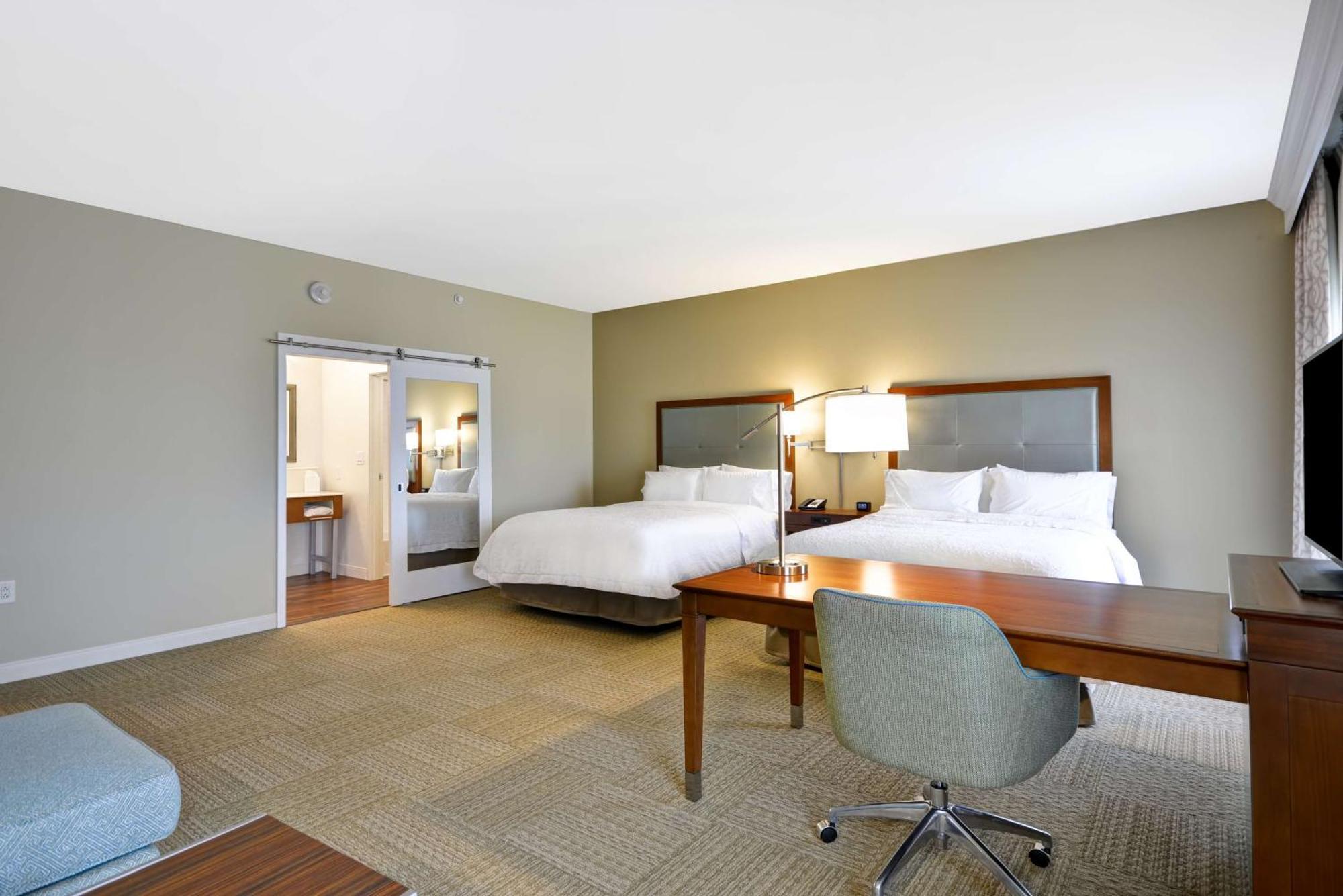Queen Studio Suite Two Queen Beds Non-Smoking
