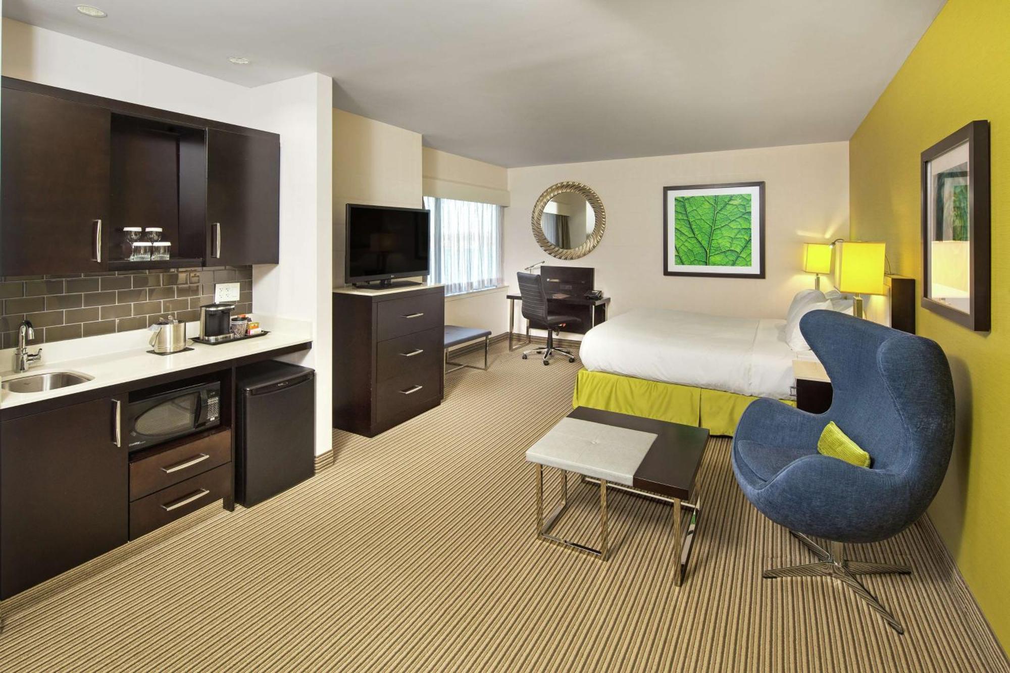 King Room,1551462193:JPEG