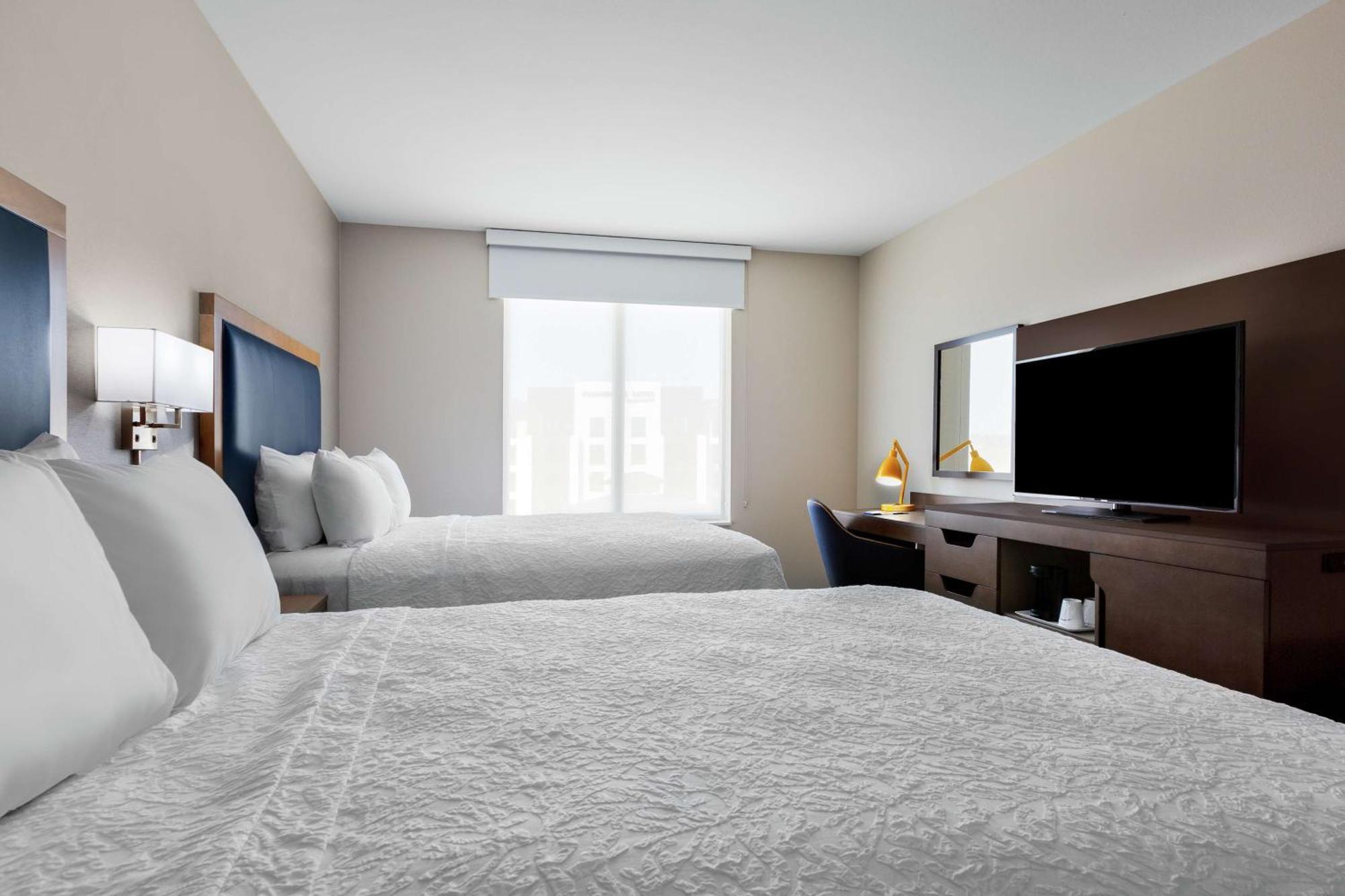 Queen Room Two Queen Beds Non-Smoking