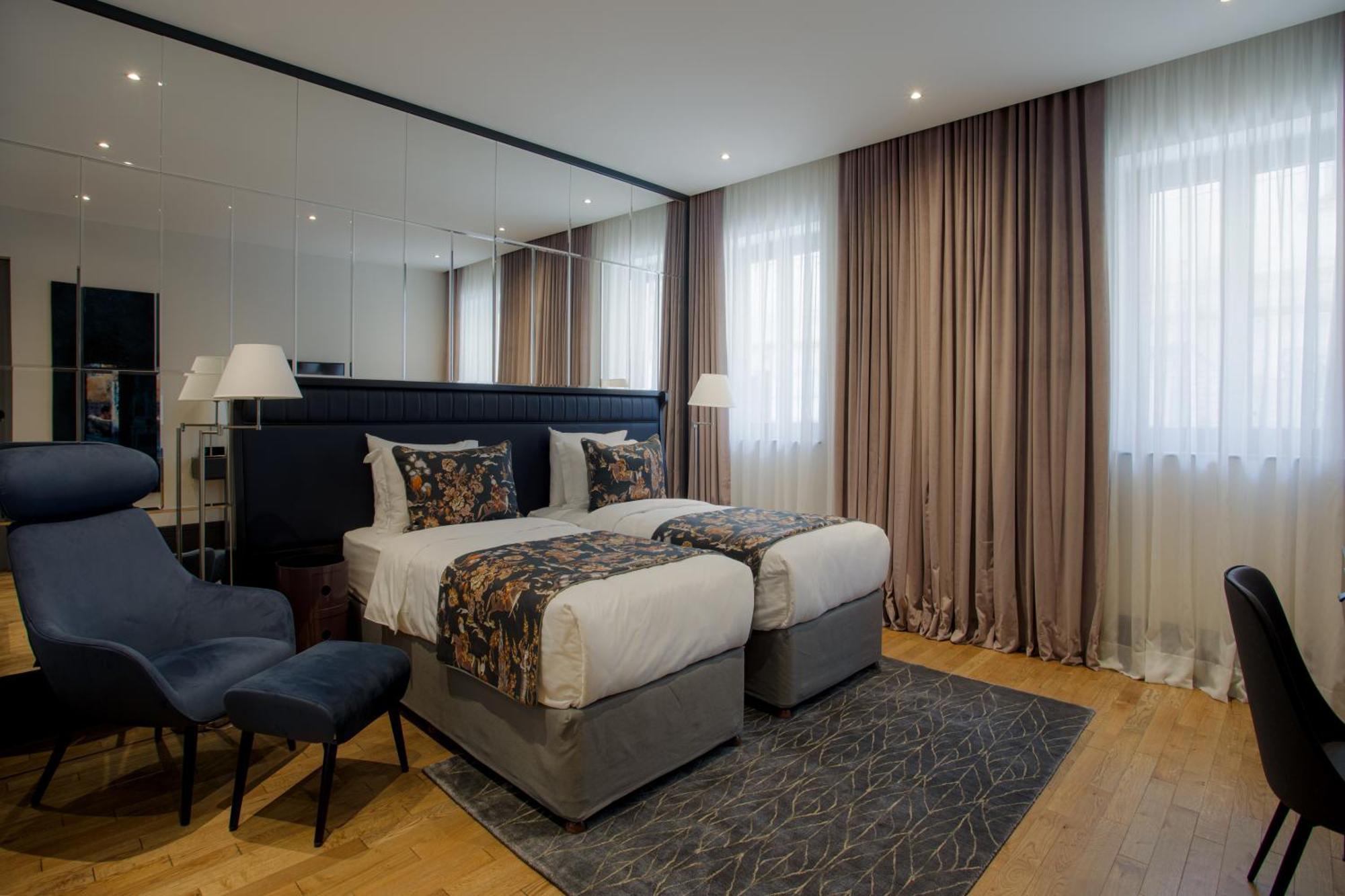 Superior Twin Room