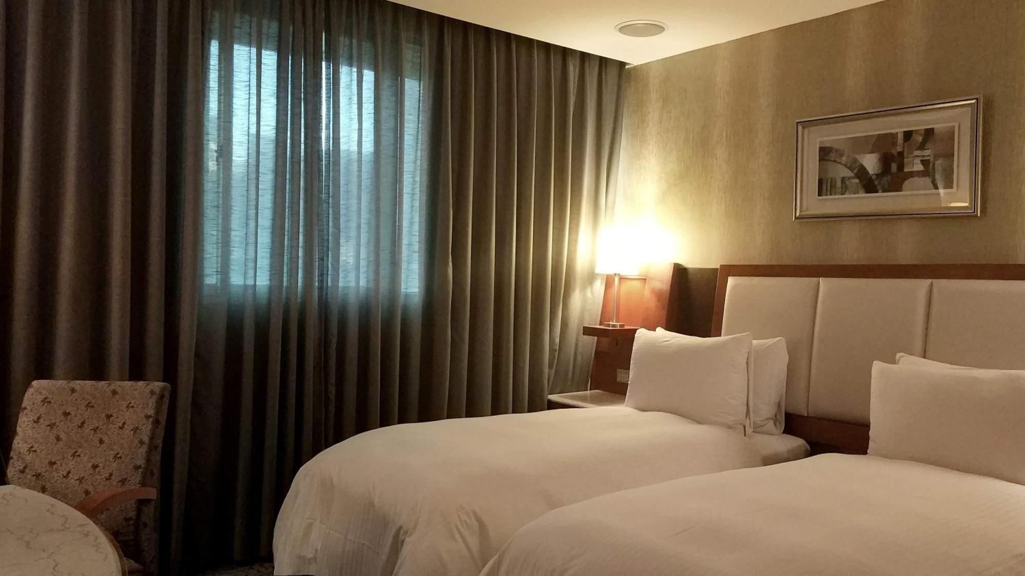 Standard Twin Room,1559604355:JPEG