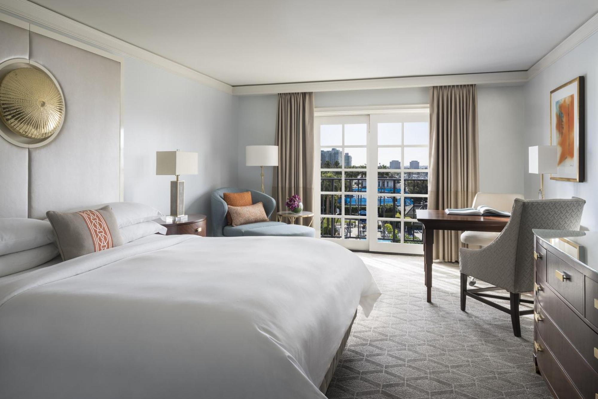 Guest Room with King Bed,1571292797:JPEG