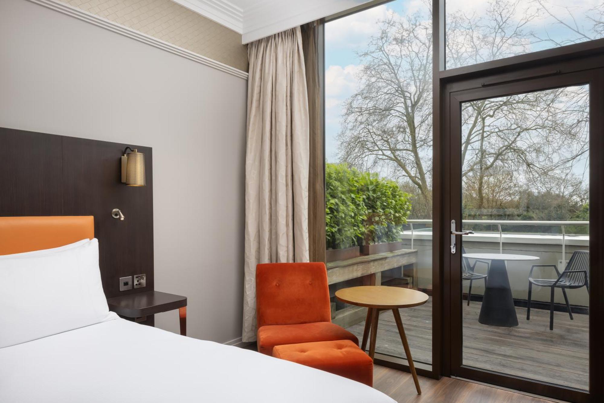 Deluxe Kamer met Kingsize Bed en Balkon